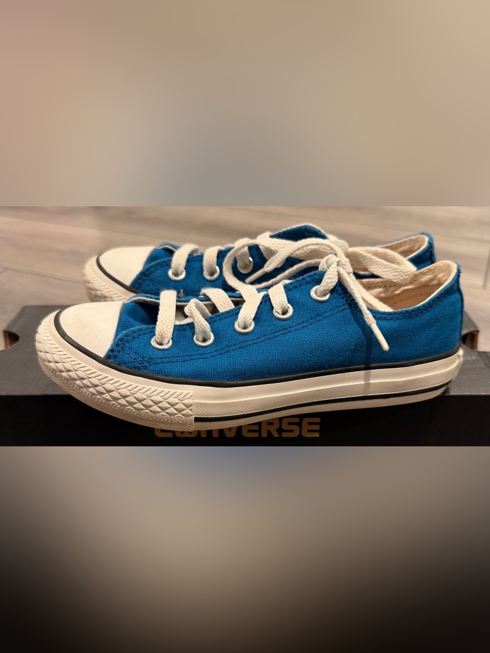Converse Low-Top All Star Sneakers - Picture 2 of 10